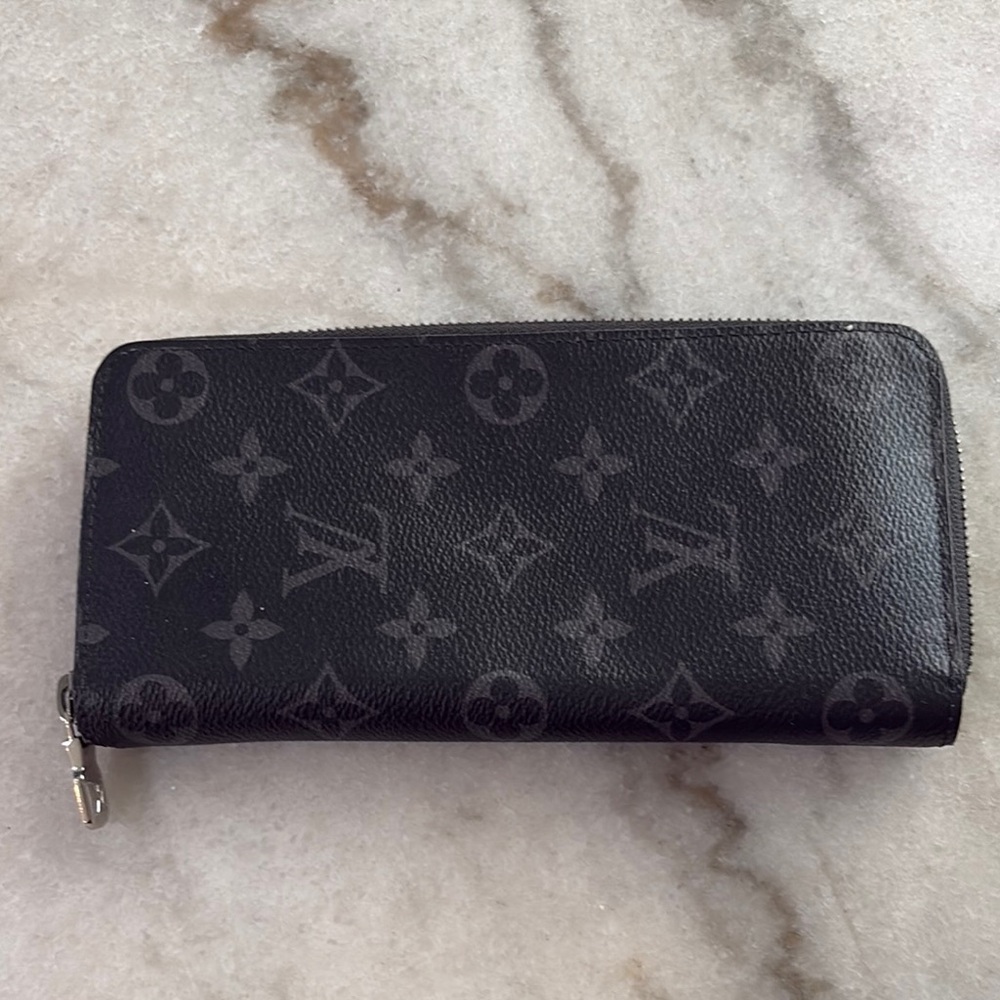 Louis Vuitton Noir Monogram Zippered Wallet